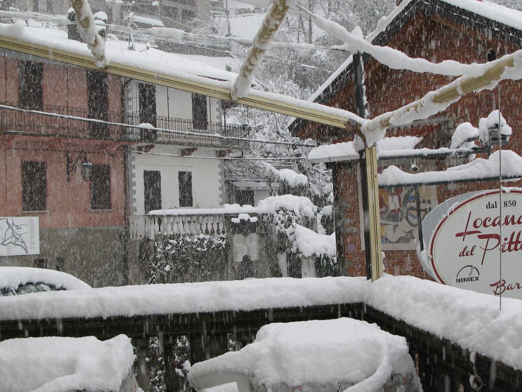 Locanda Del Pittore Arcumeggia Exterior foto